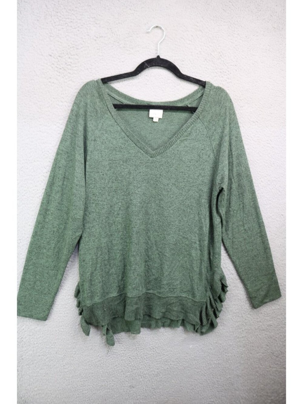 Postmark Anthropologie Long Sleeve V Neck Olive Green Sweater-Medium-Soft-Cozy